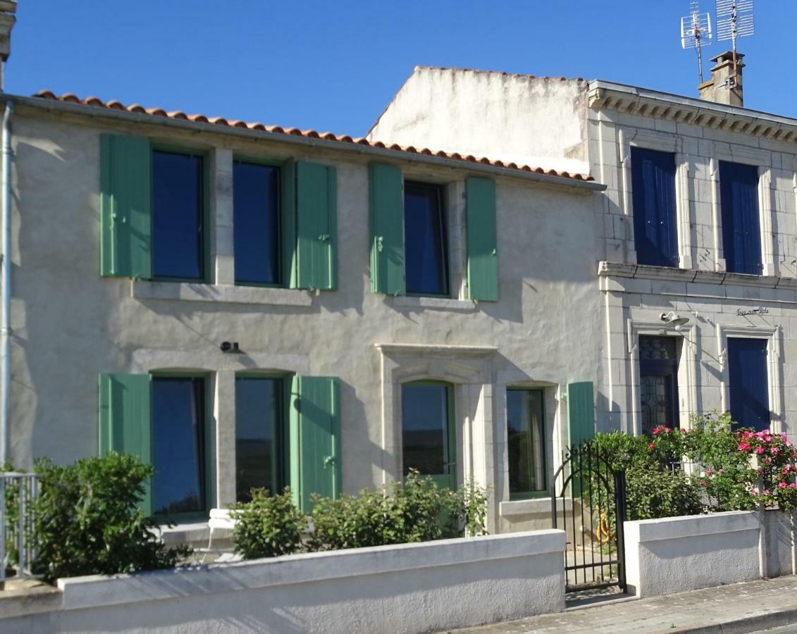La Maison De Gaston Le Port-des-Barques Exteriér fotografie